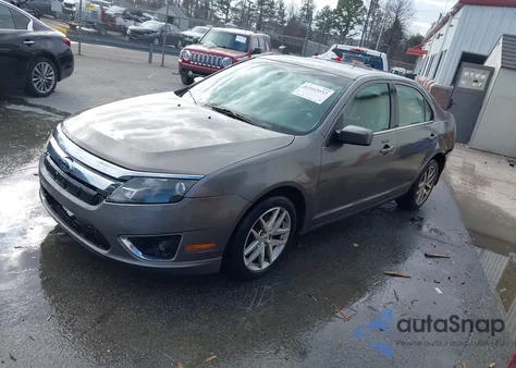 2010 Ford Fusion Sel z USA, uszkodzony, nr VIN 3FAHP0JA3AR261975